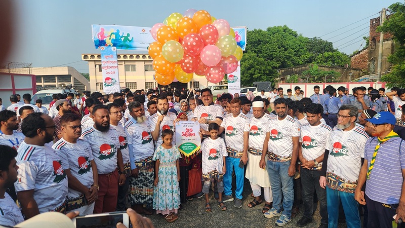‘জুলাই পূর্ণজাগরণ অনুষ্ঠানমালা’র উপলক্ষে চাঁপাইনবাবগঞ্জে ম্যারাথন প্রতিযোগিতা